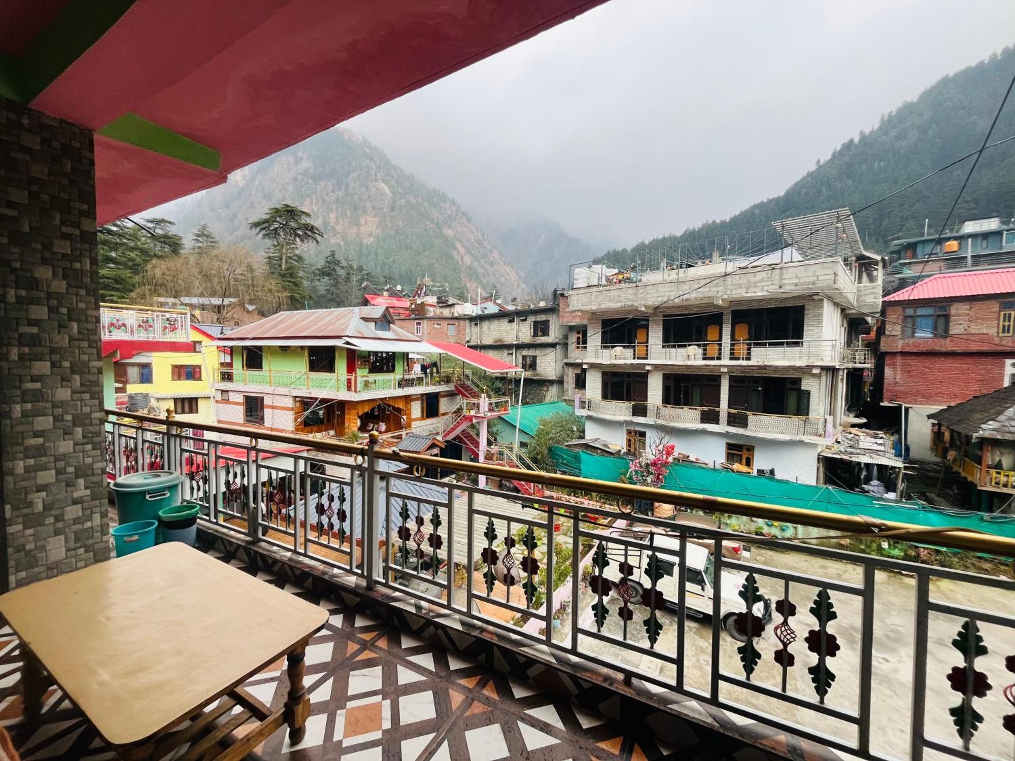 Russian Unit Kasol By Valley Exterior foto