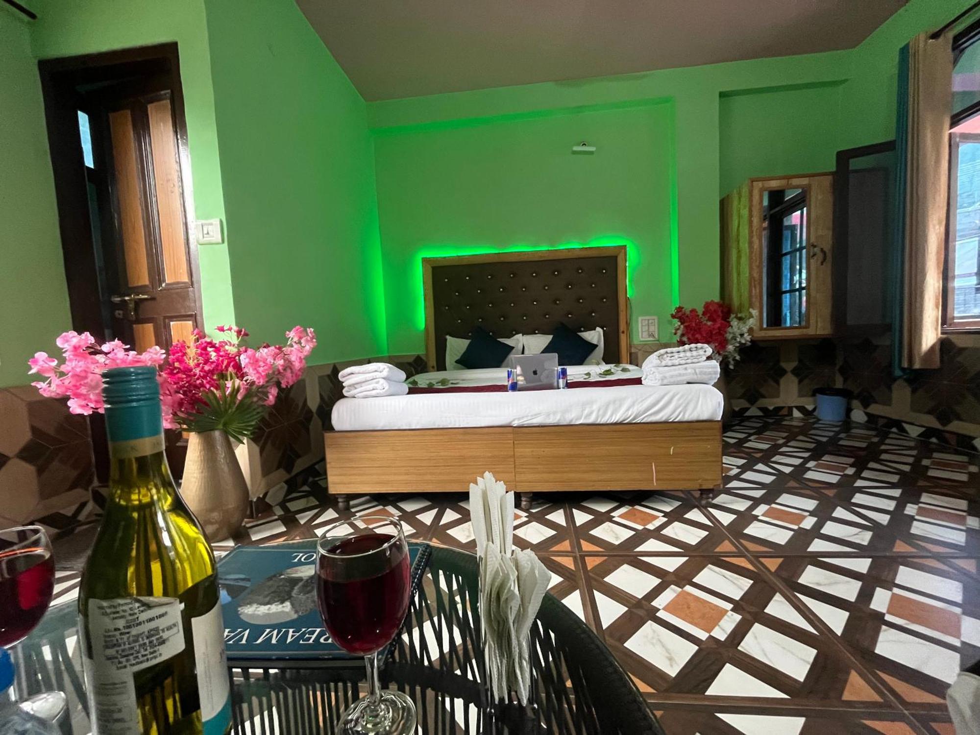 Russian Unit Kasol By Valley Exterior foto